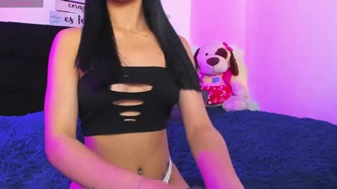Miia Coolins  online show from April 29, 5:30 pm