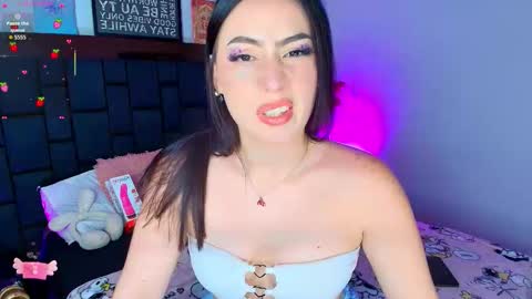 Snapshot of miia_paris chatting on February 3, 6:40 am Miia Paris online show from February 3, 6:40 am