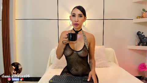 Snapshot of miia_parker_ chatting on July 1, 1:13 pm online show from July 1, 1:13 pm