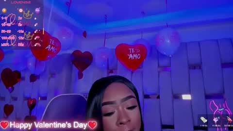 Snapshot of miia_schwarz chatting on February 14, 8:49 pm Miia Schwarz online show from February 14, 8:49 pm