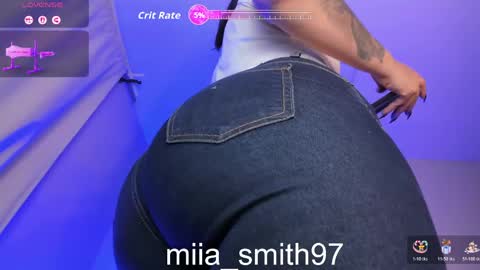 mia online show from May 4, 9:11 pm