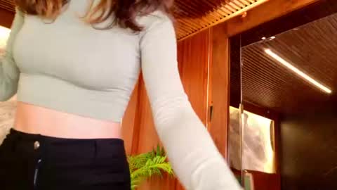 Snapshot of miiaa_cooper chatting on June 28, 10:21 am CALL ME MIA online show from June 28, 10:21 am