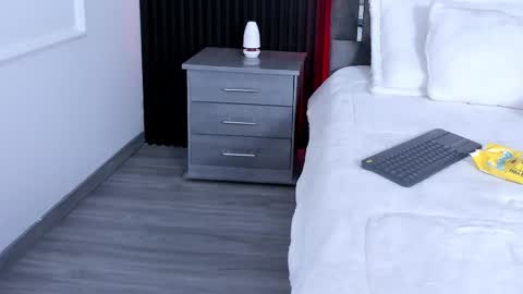 Mia Monroe online show from February 23, 6:28 am