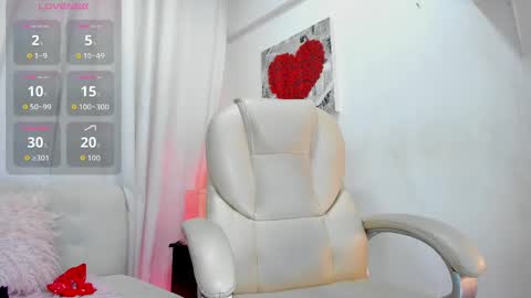 mia sofia online show from September 27, 11:48 am