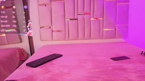 Mikaela  online show from July 28, 7:39 pm