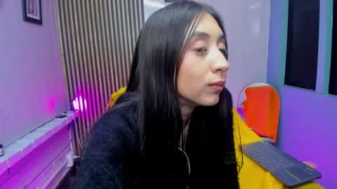 miilu  online show from September 9, 3:17 am