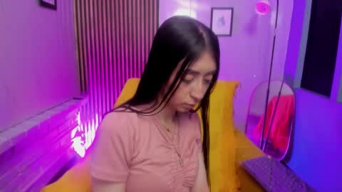 miilu  online show from March 20, 4:06 am