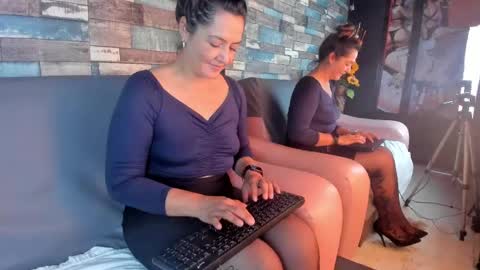 miiss_evaa online show from February 24, 5:42 pm