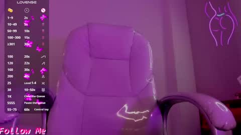 Snapshot of miiss_greyy chatting on January 11, 10:18 pm miiss_greyy online show from January 11, 10:18 pm