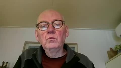 mik online show from January 12, 12:10 pm