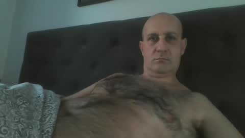 mikael_r52 online show from February 19, 7:26 am