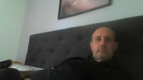 Snapshot of mikael_r52 chatting on May 27, 12:13 pm mikael_r52 online show from May 27, 12:13 pm