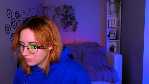 Mika online show from January 10, 8:32 pm