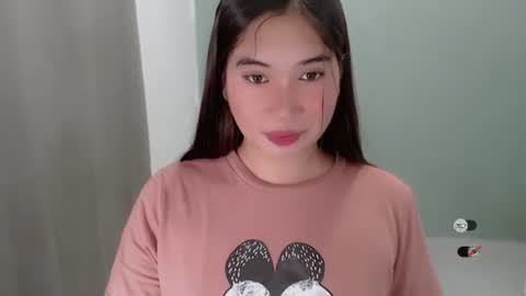 Snapshot of mikayla_slut chatting on October 6, 1:03 am Kyla online show from October 6, 1:03 am