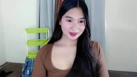 Snapshot of mikayla_slut chatting on October 30, 5:53 am Kyla online show from October 30, 5:53 am