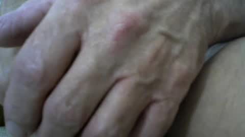 mike26051 online show from January 1, 10:56 pm