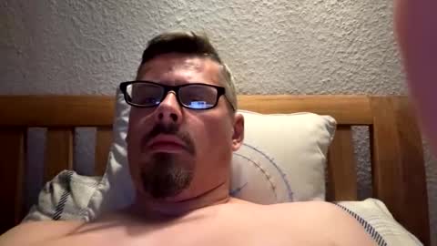 Snapshot of mike4u26 chatting on October 14, 9:15 pm mike4u26 online show from October 14, 9:15 pm