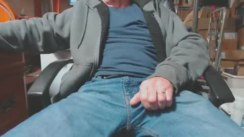 Snapshot of mike694fun chatting on January 7, 7:49 pm mike694fun online show from January 7, 7:49 pm