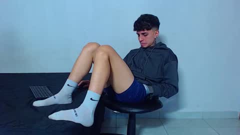 Mike IMDEPENDIENT MODEL online show from February 25, 2:21 am