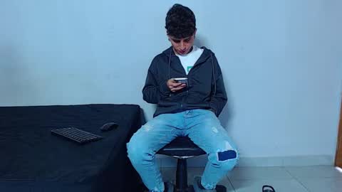 Mike IMDEPENDIENT MODEL online show from February 25, 2:27 pm