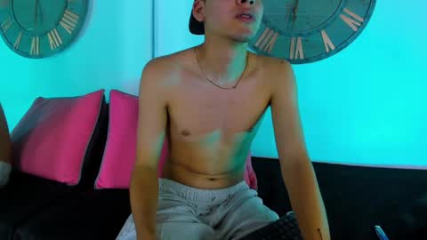 Mike 0233 online show from January 24, 9:39 am