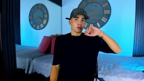 Mike 0233 online show from February 9, 4:25 am