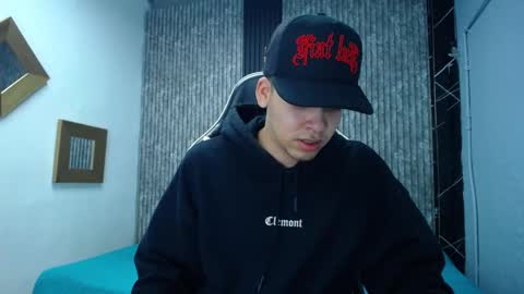 Mike 0233 online show from November 21, 5:06 am