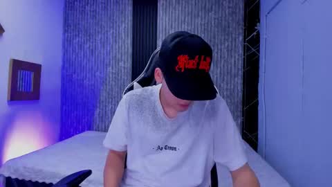 Mike 0233 online show from November 25, 6:02 am