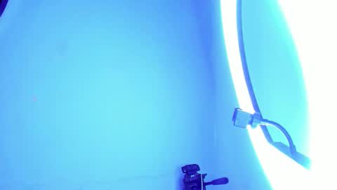 Mike  online show from March 25, 12:00 pm