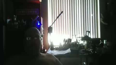 mike_allen4 online show from April 12, 6:02 pm