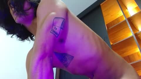 mike_d1030 online show from November 28, 10:01 pm