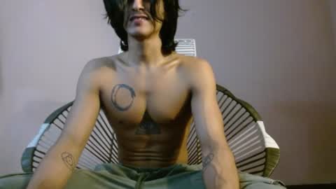 mike_d1030 online show from June 11, 11:03 pm