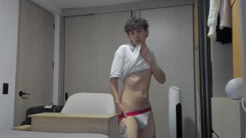 Mikebelf4 online show from September 20, 10:44 pm