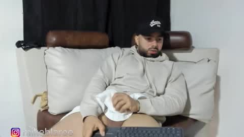 mikeblaree online show from November 5, 4:07 pm