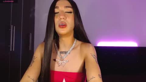 ZARA BLARE online show from December 24, 7:49 am