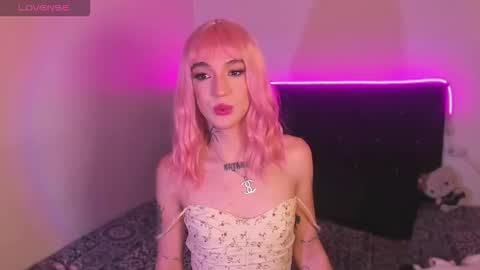 ZARA BLARE online show from February 17, 1:35 am