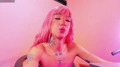 ZARA BLARE online show from February 17, 9:32 pm