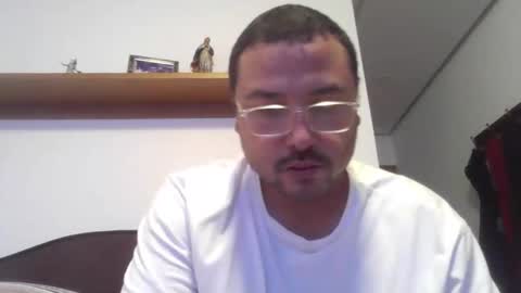 Snapshot of mikeextremecock chatting on February 4, 4:40 am mikeextremecock online show from February 4, 4:40 am