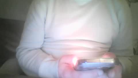 Snapshot of mikehockishuge9 chatting on February 13, 11:23 pm mikehockishuge9 online show from February 13, 11:23 pm