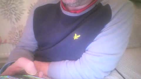 Snapshot of mikehockishuge9 chatting on February 26, 11:04 pm mikehockishuge9 online show from February 26, 11:04 pm