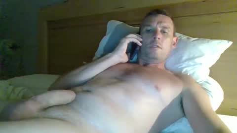 Snapshot of mikejackson7 chatting on February 3, 8:57 am MJ online show from February 3, 8:57 am