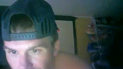 Snapshot of mikemike11k chatting on January 10, 10:17 am mikemike11k online show from January 10, 10:17 am