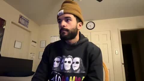 mikemikemikey9996 online show from November 12, 1:28 am