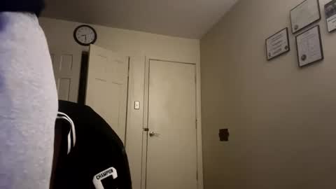 mikemikemikey9996 online show from November 26, 1:28 am