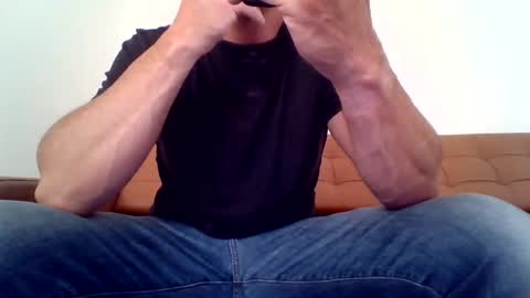 Snapshot of mikeps23 chatting on July 28, 1:34 am mikeps23 online show from July 28, 1:34 am