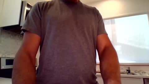 Snapshot of mikeps23 chatting on August 9, 12:56 am mikeps23 online show from August 9, 12:56 am