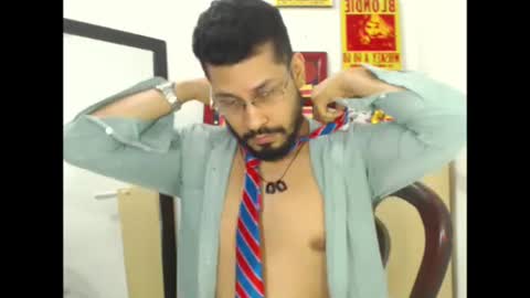 Snapshot of mikeriverx chatting on February 18, 3:31 am mikeriverx online show from February 18, 3:31 am