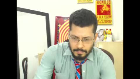 Snapshot of mikeriverx chatting on February 23, 8:44 pm mikeriverx online show from February 23, 8:44 pm