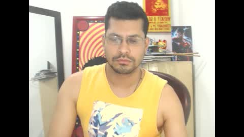 Snapshot of mikeriverx chatting on January 11, 5:34 am mikeriverx online show from January 11, 5:34 am