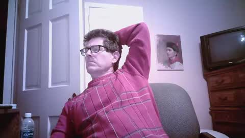 Snapshot of mikewulds chatting on December 2, 11:51 pm Mike online show from December 2, 11:51 pm